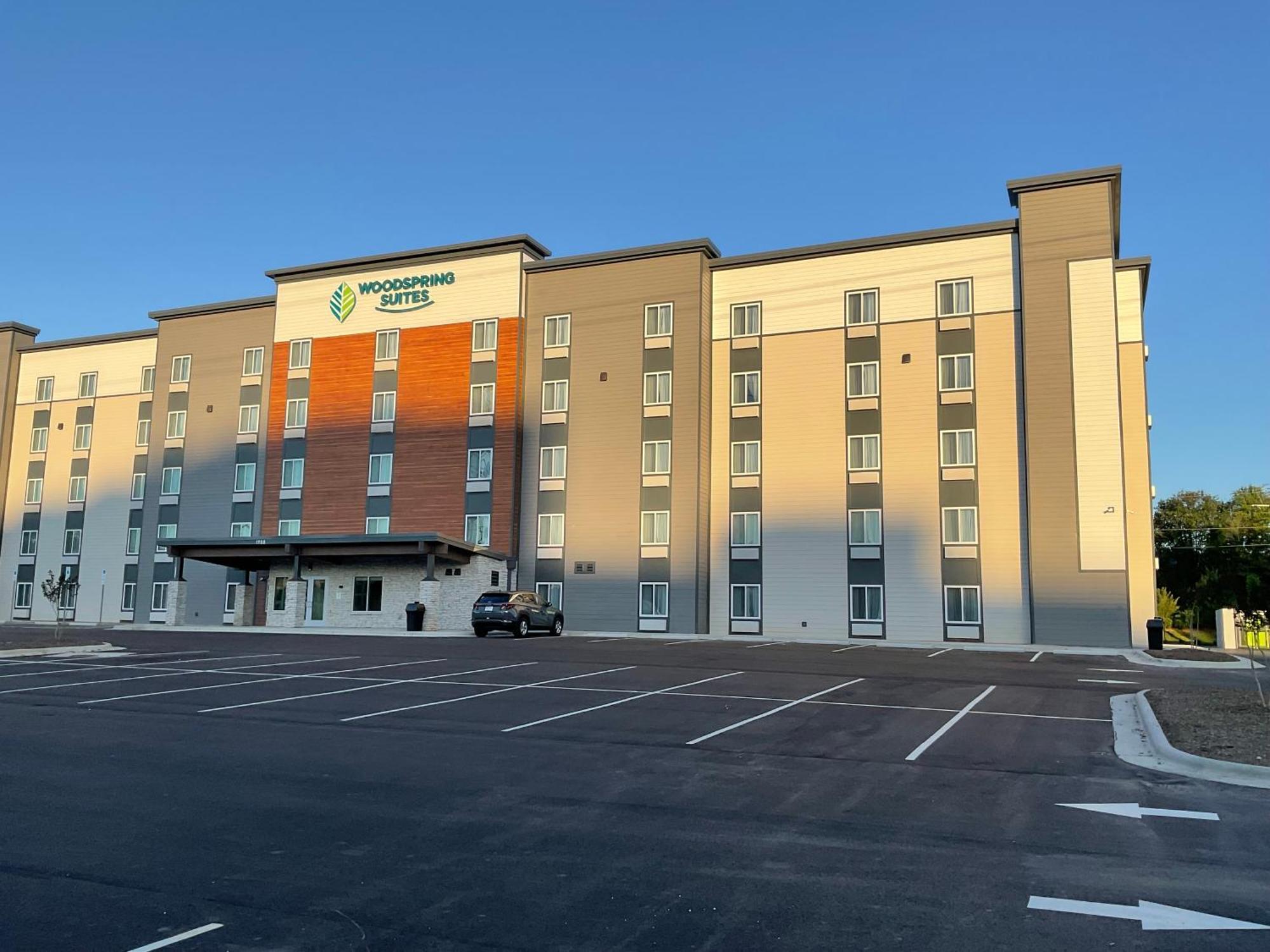 Woodspring Suites Winston-Salem Near Hanes Mall Eksteriør billede